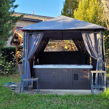 B&B Des Histoires D'Anges - Cote Jardin - Accueil Velo Tournus Zewnętrze zdjęcie