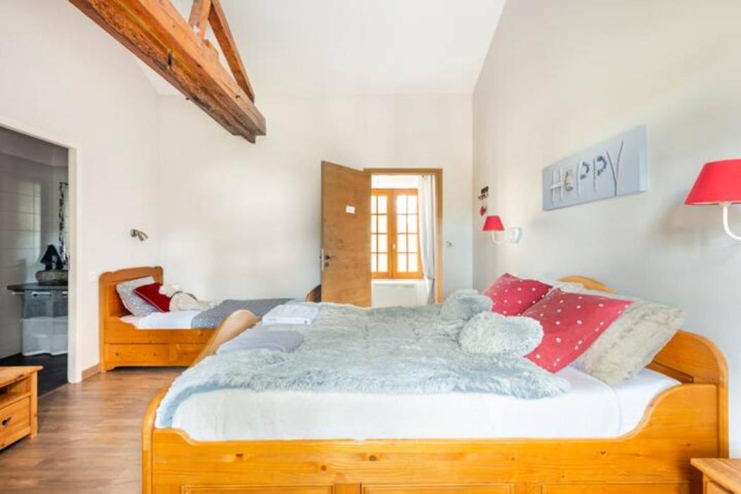 B&B Des Histoires D'Anges - Cote Jardin - Accueil Velo Tournus Zewnętrze zdjęcie
