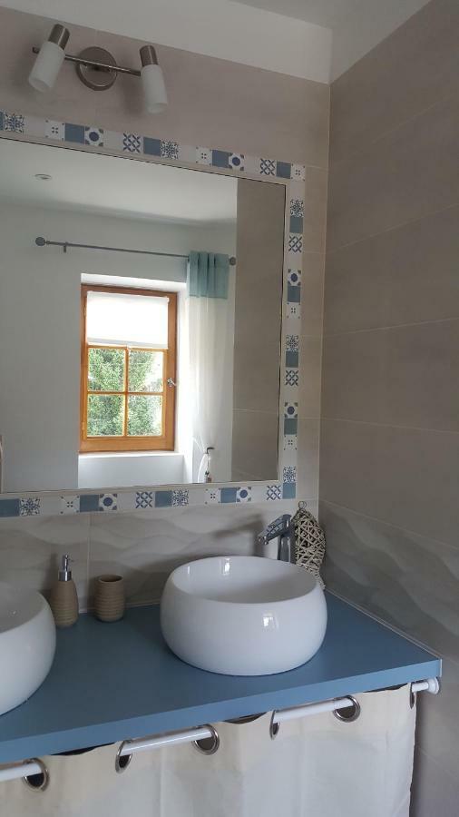 B&B Des Histoires D'Anges - Cote Jardin - Accueil Velo Tournus Zewnętrze zdjęcie